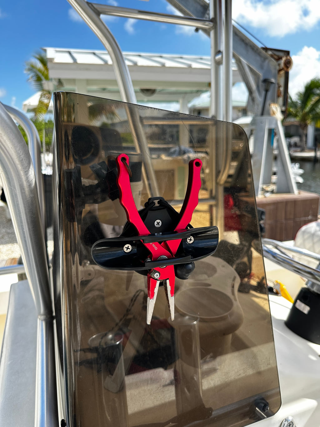 E-Sea Paddle Holder-Suction Mounted Paddle and Utility Clip